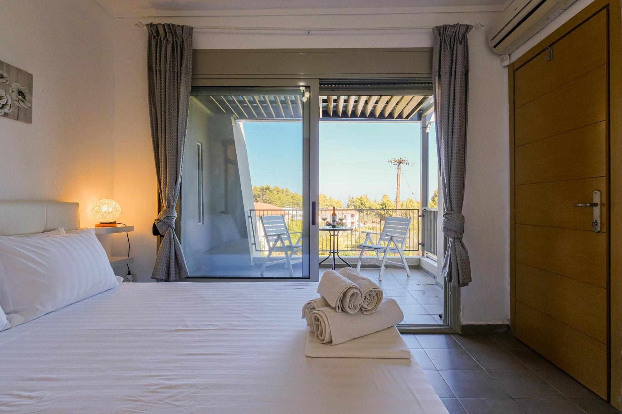 Deluxe Chrousso Pool Villa Paliouri Bagian luar foto