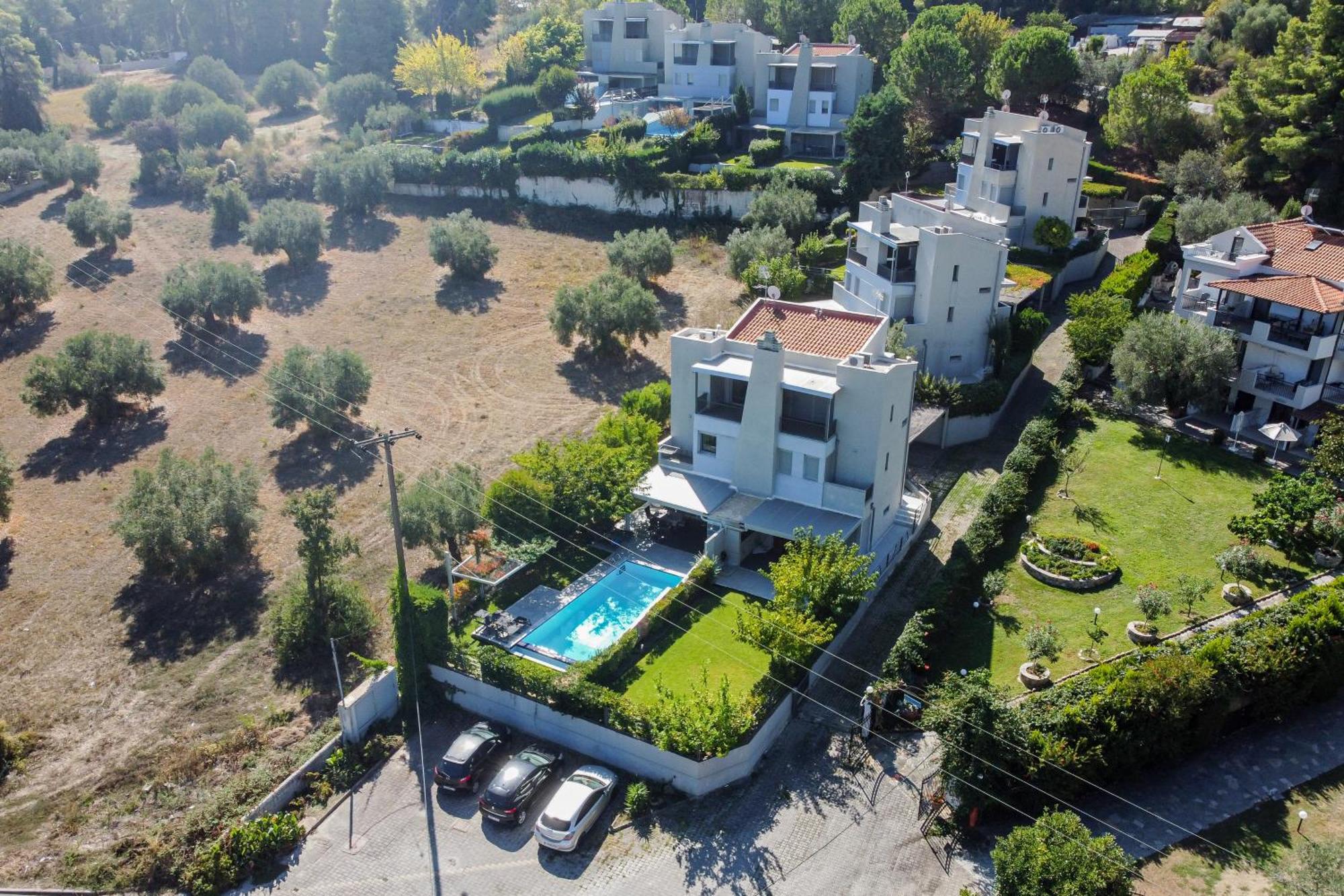 Deluxe Chrousso Pool Villa Paliouri Bagian luar foto